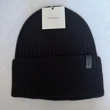 캘빈 클라인 블랙 니트 모자