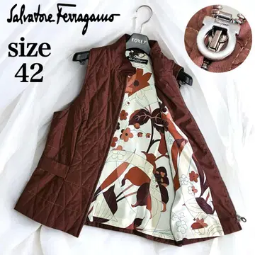 새상품급 페라가모 퀼팅 베스트 충전솜 간치니 꽃무늬 이탈리아제