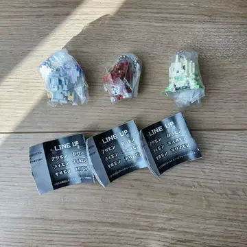 디지몬 도트 피규어 참 가챠