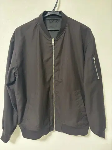 MA-1 자켓 리버서블 브라운/새틴 블랙 스트라이프