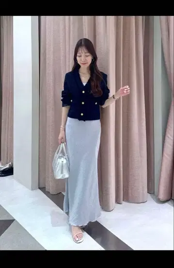 반짝이는 새틴 롱 내로우 스커트