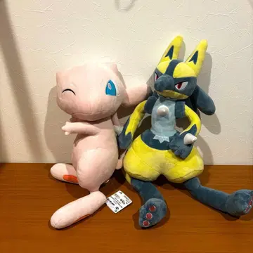 뮤우 옐로우 컬러 루카리오 2세트