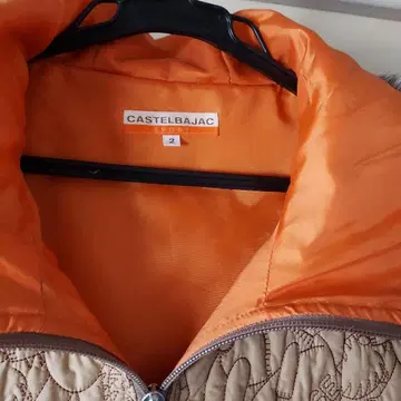 CASTELBAJAC 퍼 포함 퀼팅 자켓 2