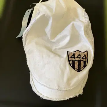 골프 캡 요시노리 코타케 디자인