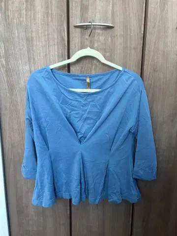 여성용 블루 오부 소매 상의 사이즈 38