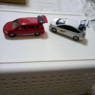 혼다 오딧세이 도요타 프리우스 타임즈 사양 2대 세트