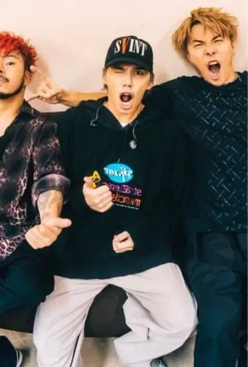 bodysong. 후디 마이파스 hiro 착용 모델