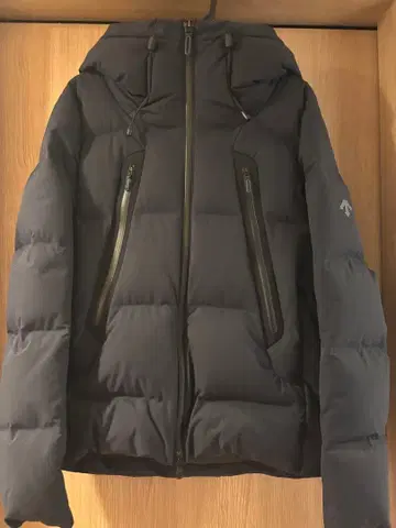 데상트 미즈사와 다운 올테라인