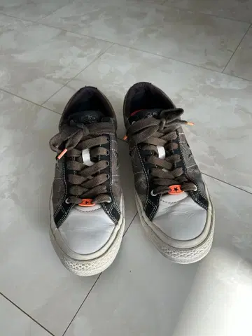 sad boys 컨버스 척테일러