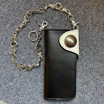 미사용 새상품 가죽 장지갑 실버 체인