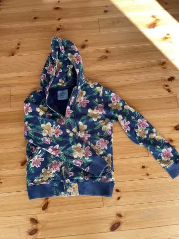 플라워 프린트 후드티 M 사이즈 네이비