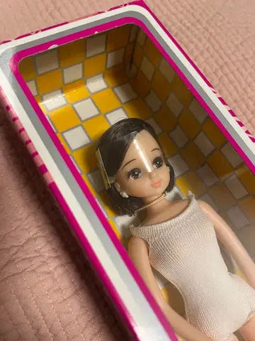 [ 미사용 새상품 ] 리카짱 캐슬 2019년 S월간 인형 컬렉션 5월