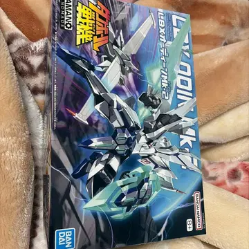 반다이 LBX 오딘 Mk-2 & 아킬레스 D9