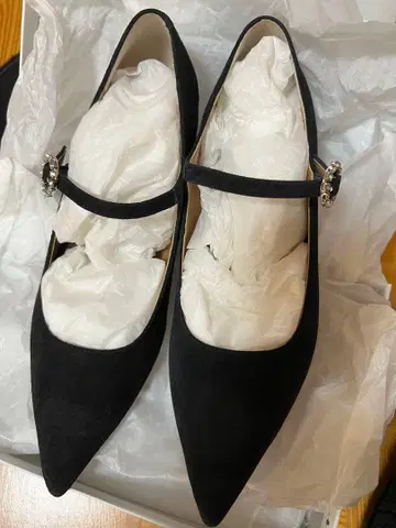 야마다야 미사용 새상품 블랙 스웨이드 비쥬 펌프스 37