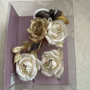 화이트 골드 꽃 모티브 헤어 액세서리 기모노 머리 장식 성인식