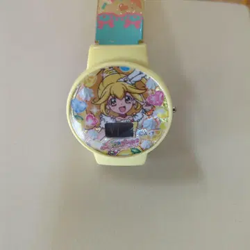 스마일 프리큐어 디지털 워치 손목시계