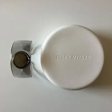 ISSEY MIYAKE WATCH O 그레이
