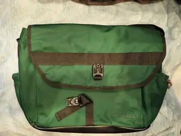 TOMMY HILFIGER 그린 숄더백