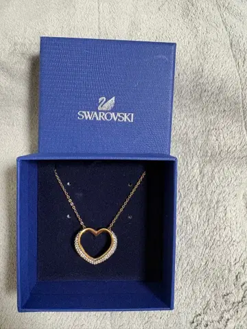 Swarovski 하트형 목걸이