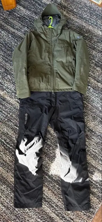 2020 GORE-TEX 익스플로러 웜 자켓 RB-01JS