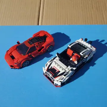 페라리와 닛산 GT-R 레고 세트