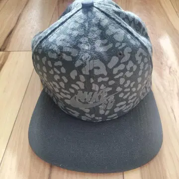 NIKE SB 레오파드 무늬 야구 모자