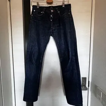 A.P.C. 프티 뉴 스탠다드 29 빨간색 귀 새상품급 다크 네이비