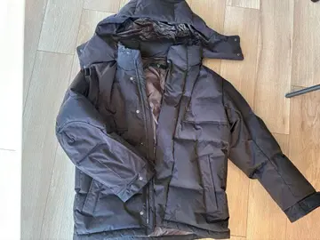 유니클로 +J 다운 블랙