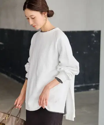 택 포함 새상품 프레임워크 래글런 판초 맨투맨 화이트