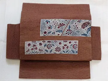 고급 셀럽 성인 여성 세련된 고급스러움이 느껴지는 브라운 나고야 오비