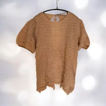 ZARA 베이지 반팔 상의