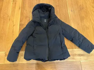 유니클로 블랙 심리스 다운 파카