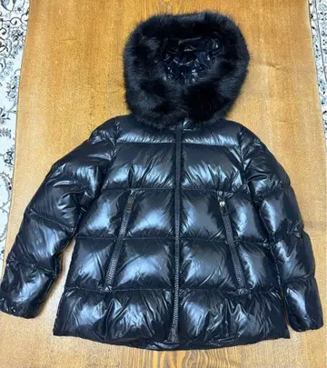 MONCLER Laiche 블랙 다운 자켓