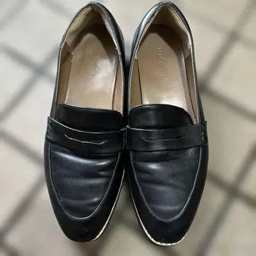 LE PS IM 블랙 가죽 로퍼