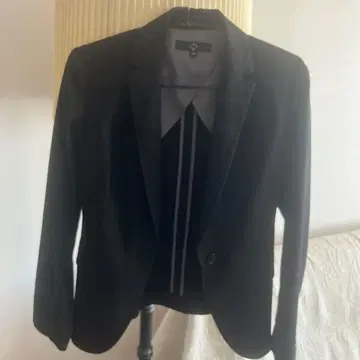 새상품 CNCN 테일러드 자켓 블랙 38(M)