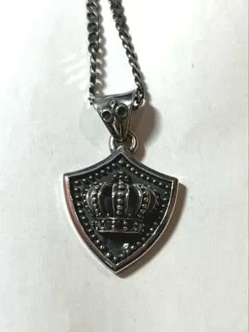 크라운 목걸이 실버