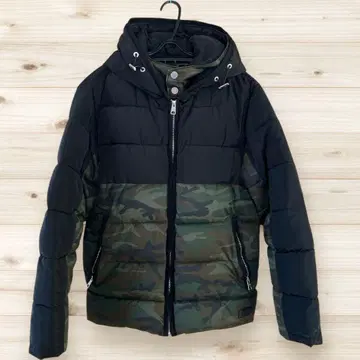 신년 SALE ZARA 자라 후드 다운 자켓 M 블랙 카모 즉시 발송