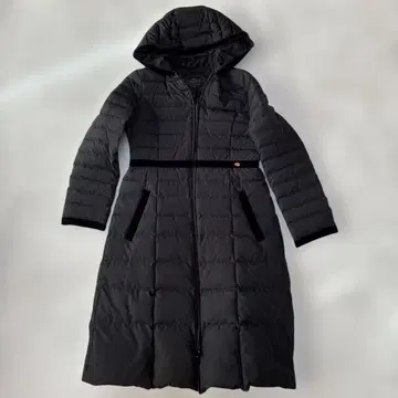 TOCCA 후드 부착 롱 다운 자켓 블랙