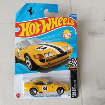핫휠 페라리 365GTB4 컴페티션