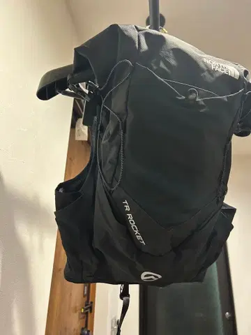 THE NORTH FACE TR ROCKET 블랙 백팩 L
