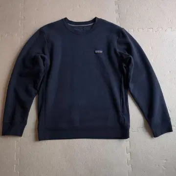 파타고니아 트레이닝복 네이비 M 사이즈