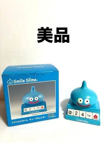 새상품급 드래곤 퀘스트 스마일 슬라임 큐브 달력