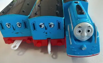 타카라토미 프라레일 유선형 토마스 (동력차) 곡선 레일 8개 포함