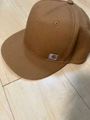 Carhartt 브라운 스냅백 캡