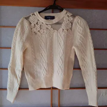 M'S GRACY 아이보리 니트 스웨터 38