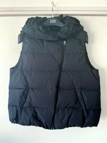 토쿠코 프리미어 볼 / 블랙 다운 베스트 플라워 장식