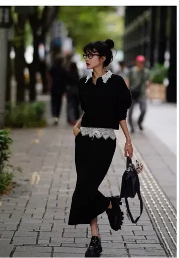 레이스 칼라 맨투맨 셋업