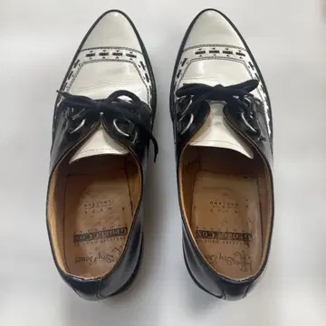 화이트 블랙 로카빌리 슈즈