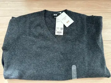 미사용 유니클로 V넥 스웨터 캐시미어 L 사이즈 스웨터