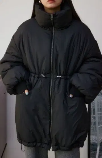 아줄바이마우지 블랙 오버 사이즈 패딩 자켓